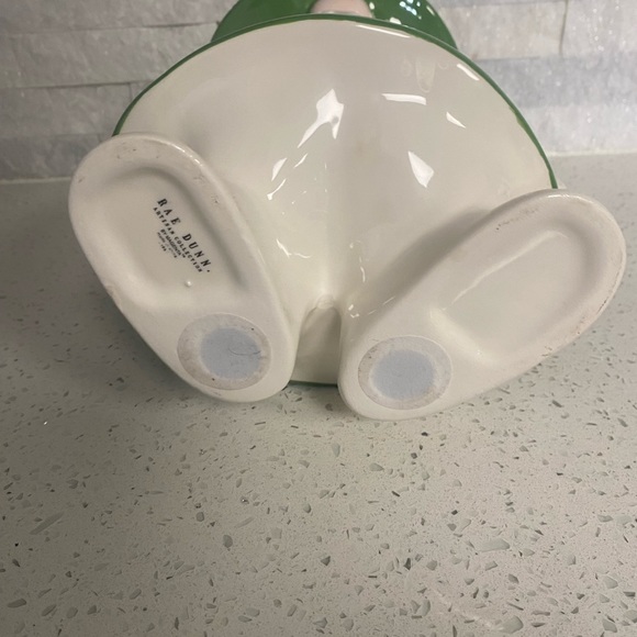 Rae Dunn Kiss Me Gnome ๐โ๏ธ - Picture 3 of 3